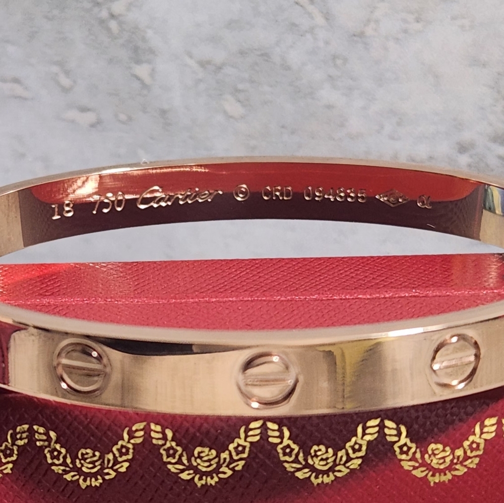 Classic Rose Gold Love Bracelet Size 17 ✨️❤️ - Picture 6 of 8